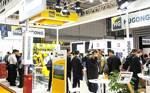 第二届进博会d88尊龙z6意大利CEA展位智能焊接与切割云平台受到极大关注